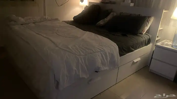 سرير نفرين من ايكيا 0