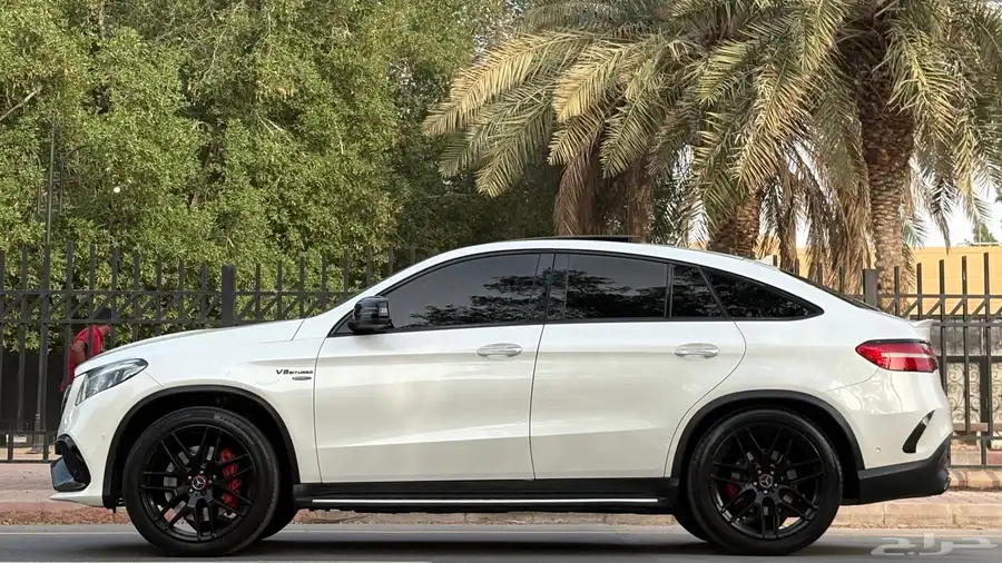 مرسدس GLE63 2016 ( نظيف جدا ) 9