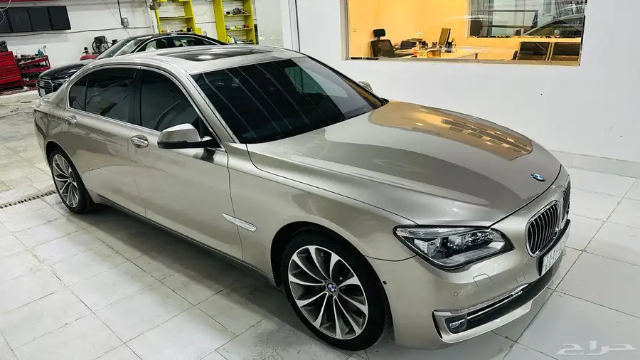 بي ام دبليو 750 iL ( شبه مخزن ) موديل 2014 20
