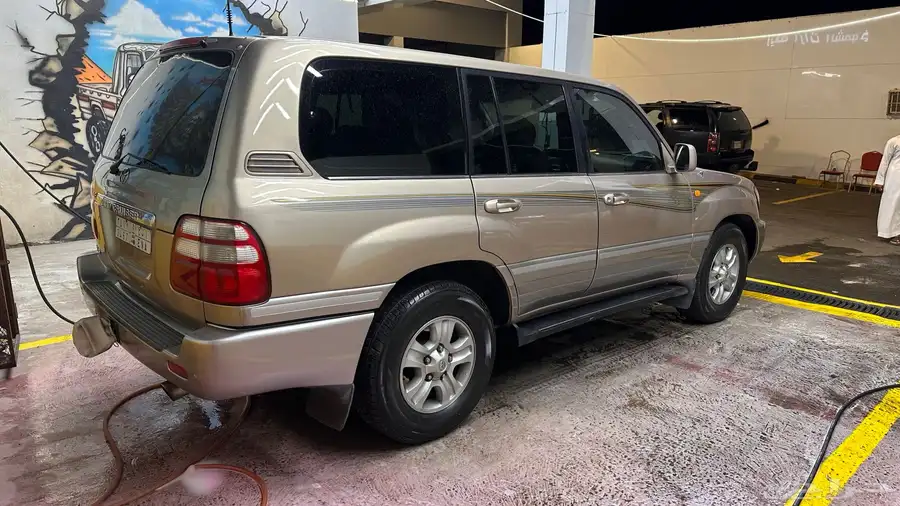 لاندكروزر VXRتماتيك نظيف 8