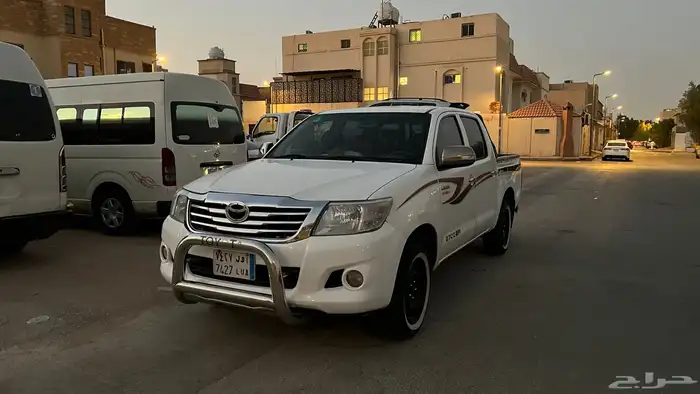 هايلكس للبيع 2