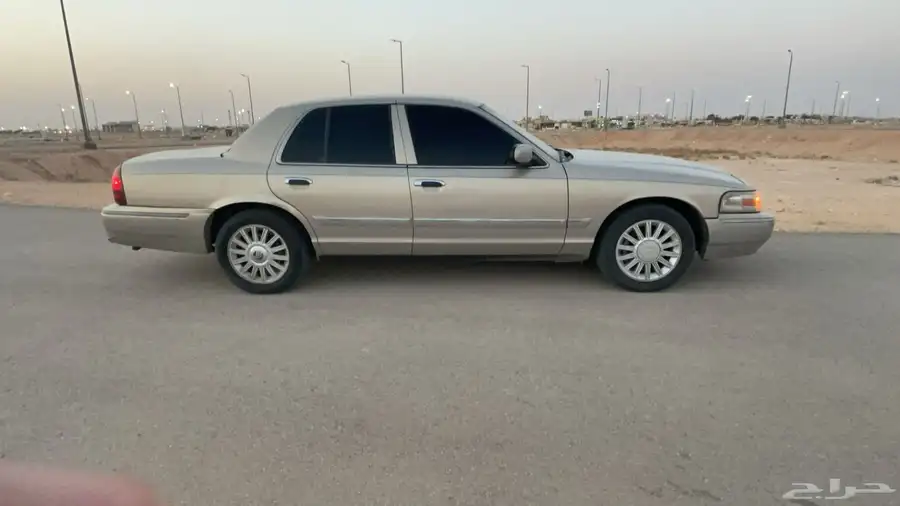 جراند ماركيز 2008 0