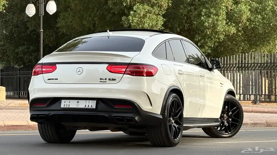 مرسدس GLE63 2016 ( نظيف جدا ) 15