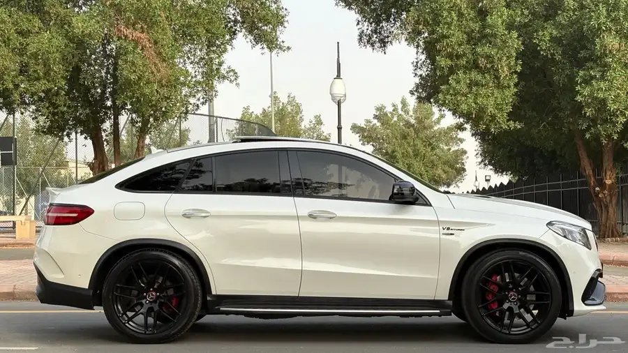 مرسدس GLE63 2016 ( نظيف جدا ) 18