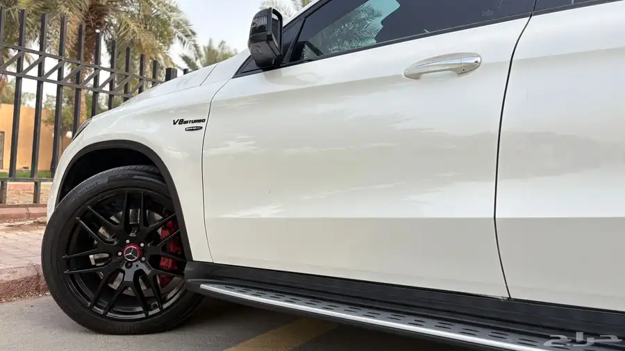 مرسدس GLE63 2016 ( نظيف جدا ) 19