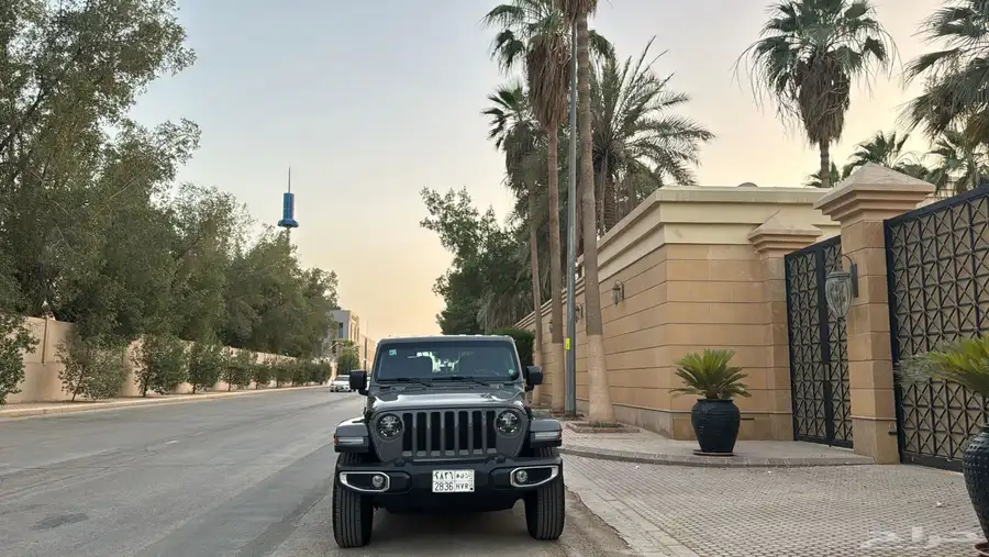 جيب رانجلر صحارى 2022 17