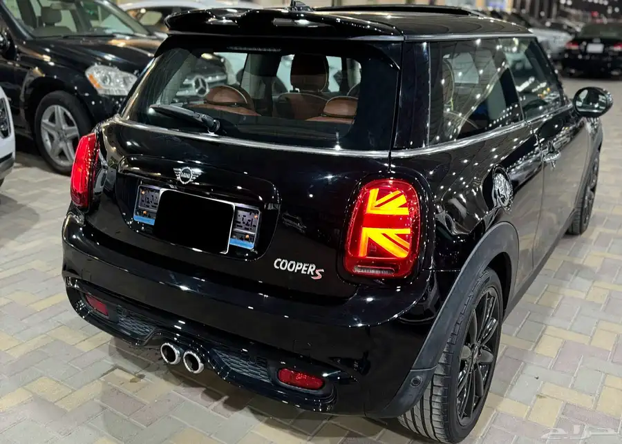 ميني كوبر 2019 فل كامل مالك اول ممشى قليل 10
