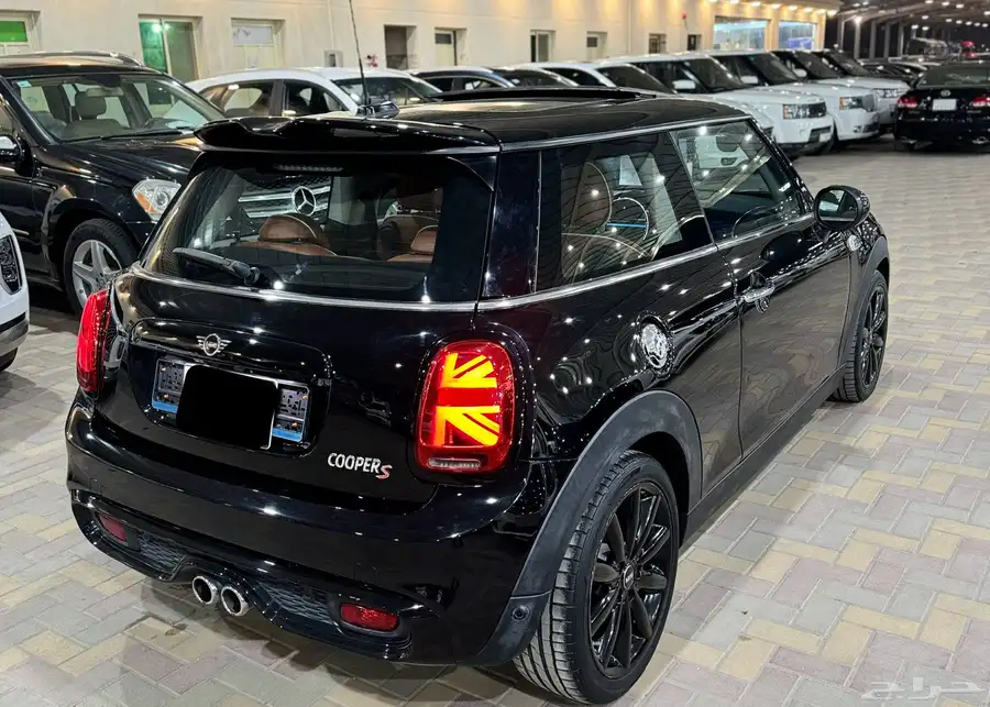 ميني كوبر 2019 فل كامل مالك اول ممشى قليل 9