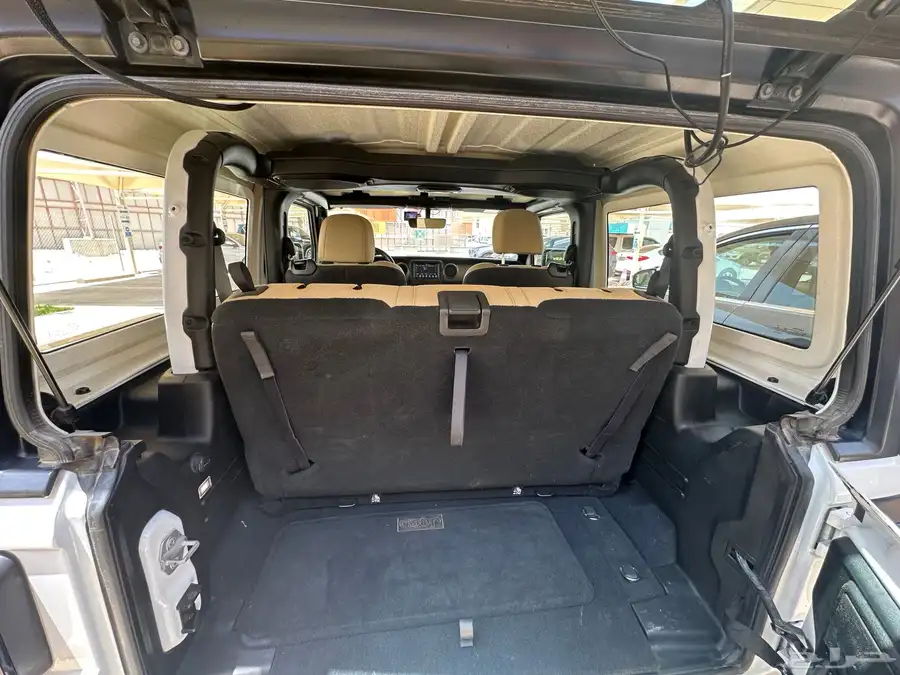 Jeep Wrangler 3.6  3 Door clean 2018 model for sale 8