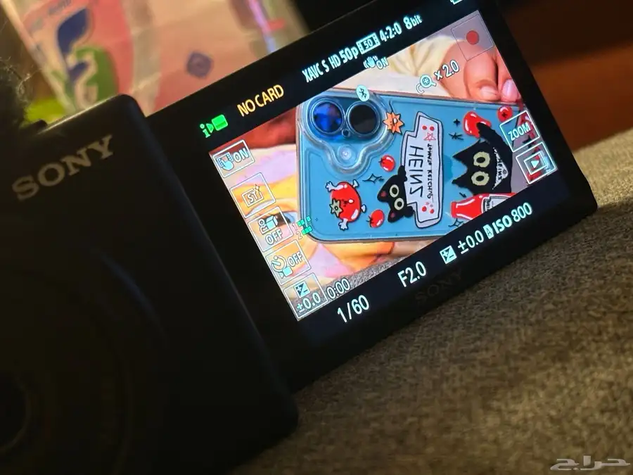 ألي يبي يبدل كاميرا Super steadyshot Dsc-t9 ب Sony zv-1f 2