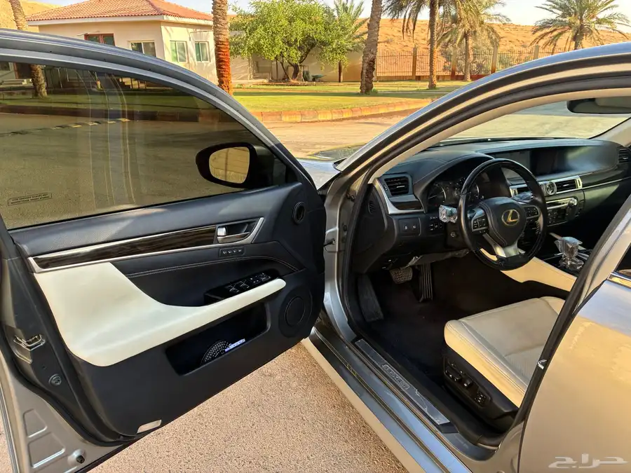 لكزس GS350 فل كامل 2016 10