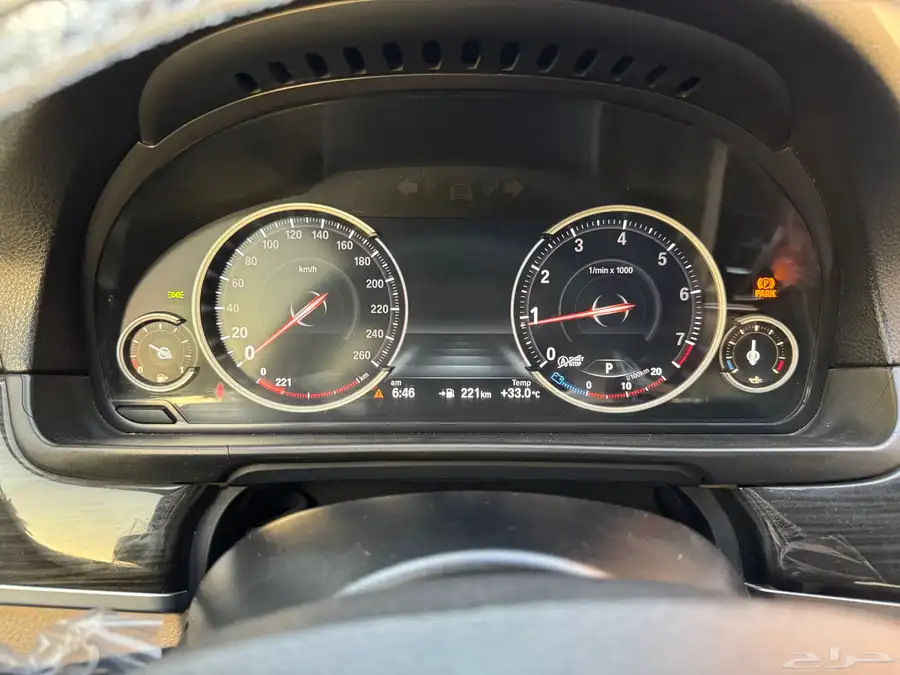 للبيع بي ام دبليو 520i موديل 2014 27