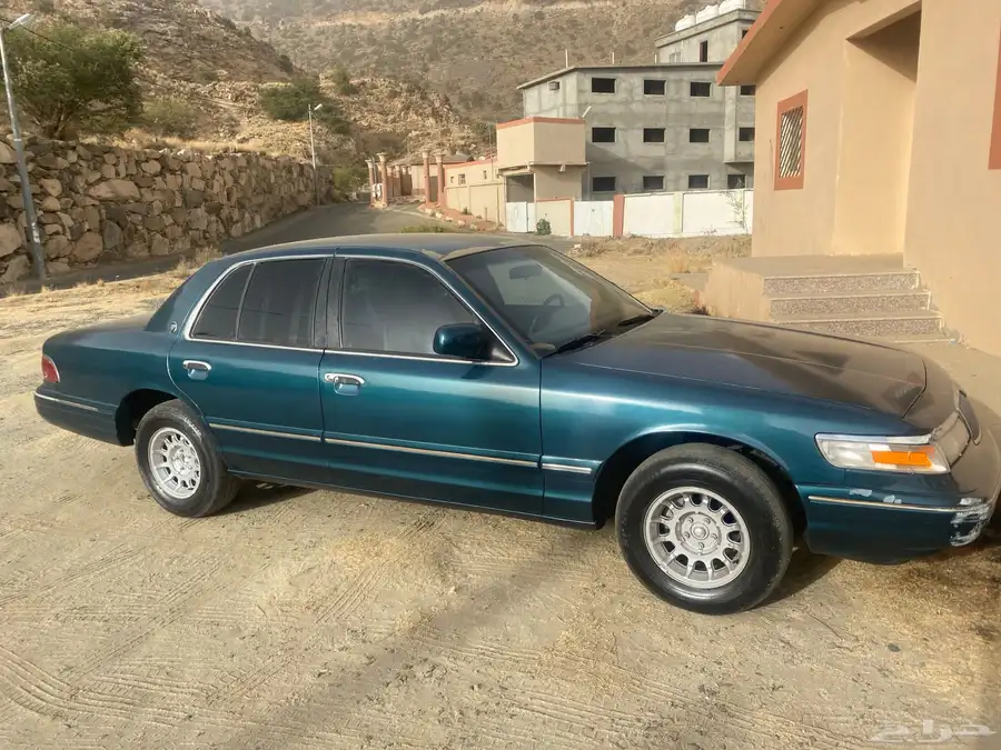 فورد جراند ماركيز موديل 96 للبيع 1
