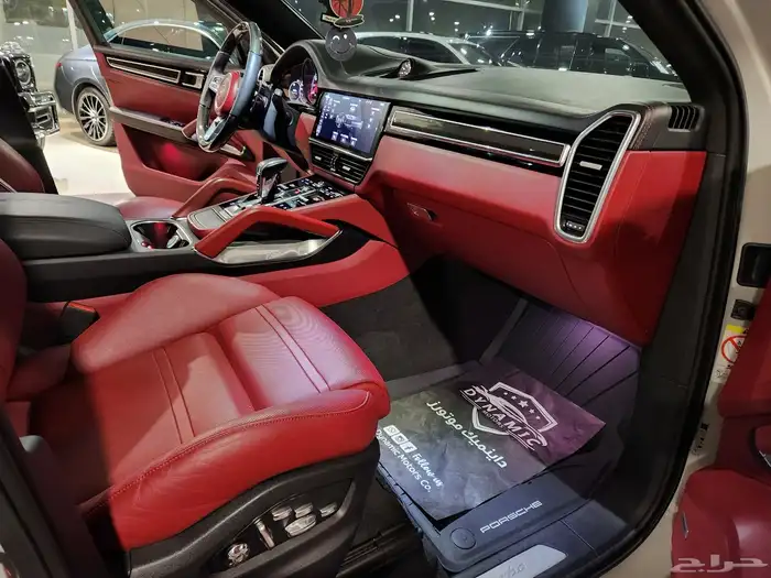 بورش كايين تيربو كوب Porsche Cayenne Turbo Cup 2020 8