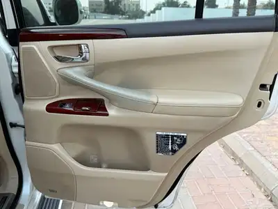 جيب لكزس LX 2013 فل كامل DD بريمي للبيع 30