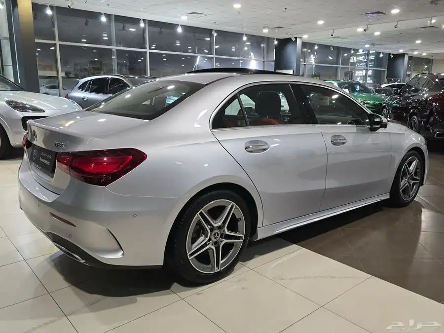 Mercedes A200 5