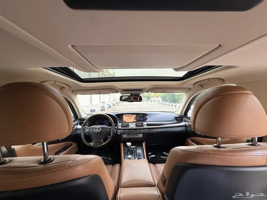 لكزس LS460 موديل 2013 29