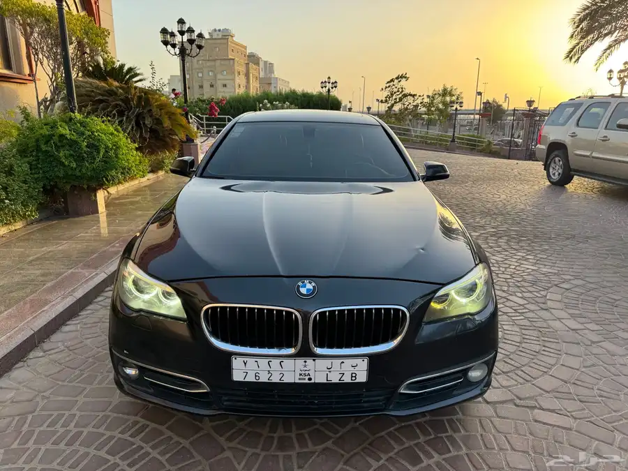 للبيع بي ام دبليو 520i موديل 2014 0