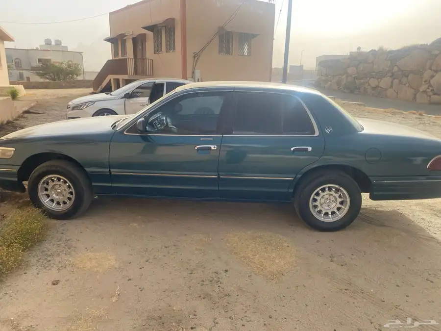 فورد جراند ماركيز موديل 96 للبيع 4