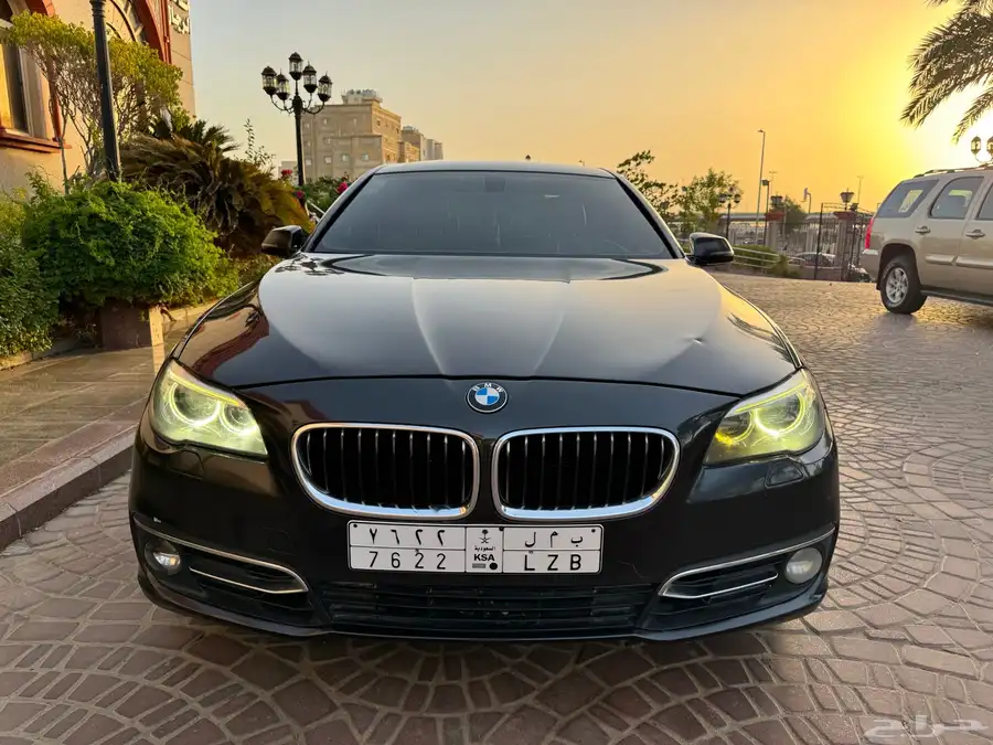 للبيع بي ام دبليو 520i موديل 2014 1