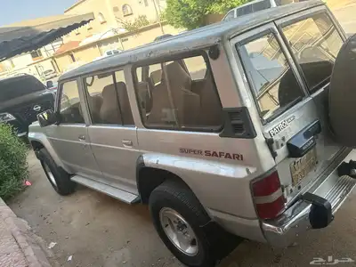 نيسان بترول 2