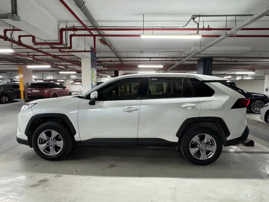 RAV4 2022 4