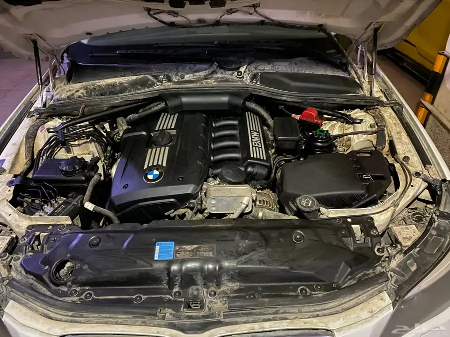 سيارة BMW 525i موديل 2009 للبيع 8