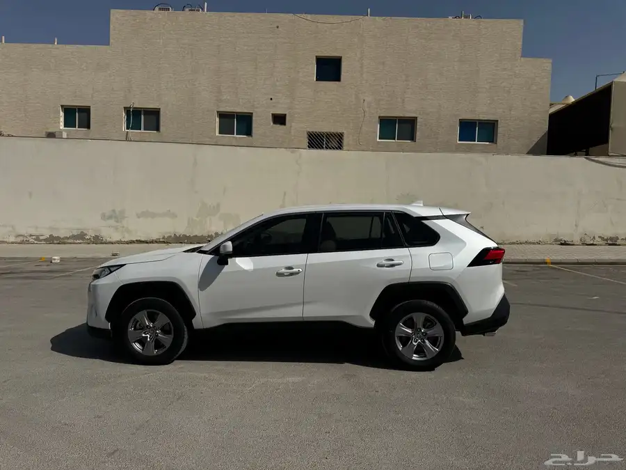 تايوتا راف فور 2023 نظيف جدا جدا 0