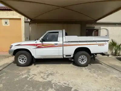 بترول حوض موديل 2002 نظيف محركات وعضلات ممتازه قير عادي 1