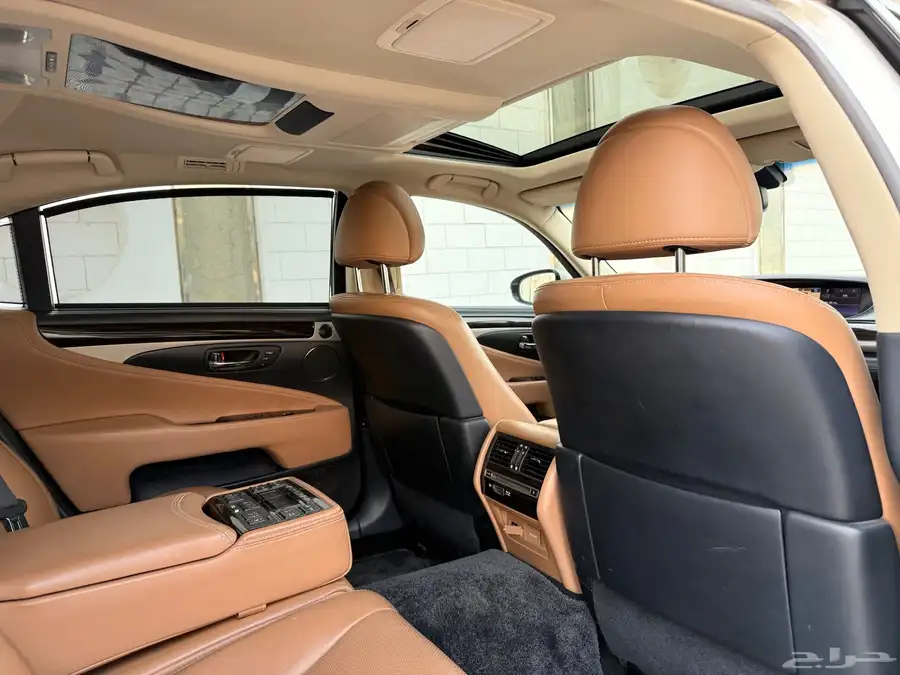 لكزس LS460 موديل 2013 42