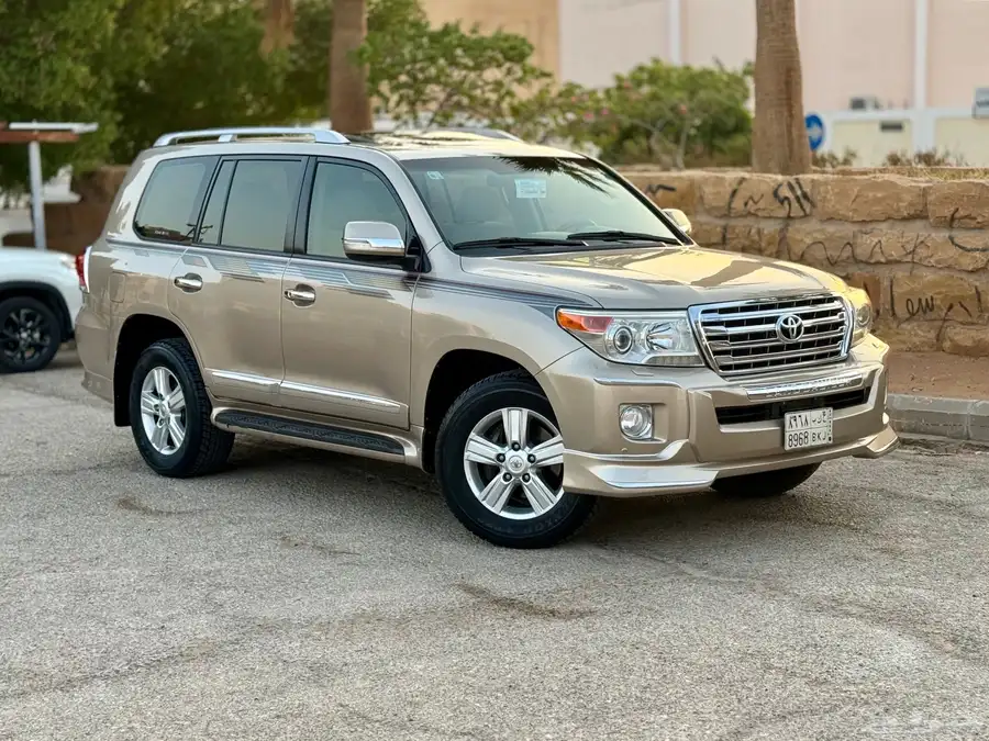 للبيع تويوتا لاندكروزر((GX-R)) 2014(مستخدم واحد من الوكالة) 21