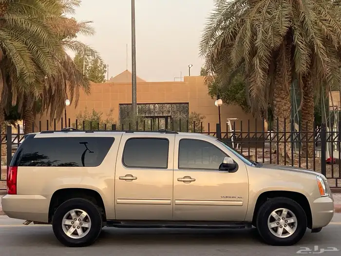 جي ام سي يوكن XL بدون دبل مخزن 2012 6