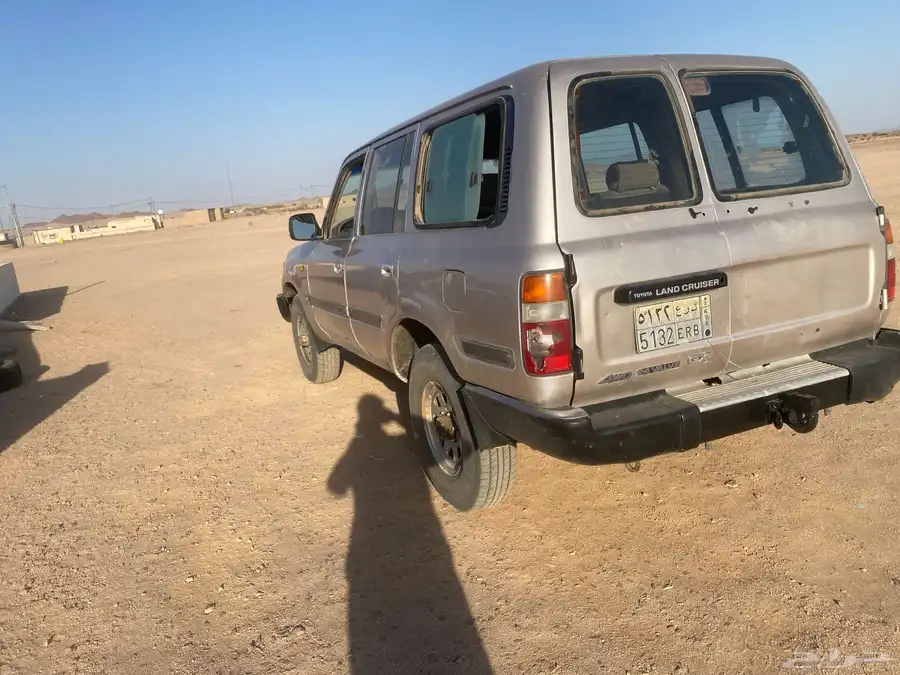 لاندكروزر جي اكس 1993 4