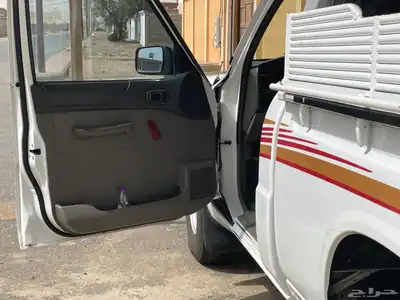بترول حوض موديل 2002 نظيف محركات وعضلات ممتازه قير عادي 4