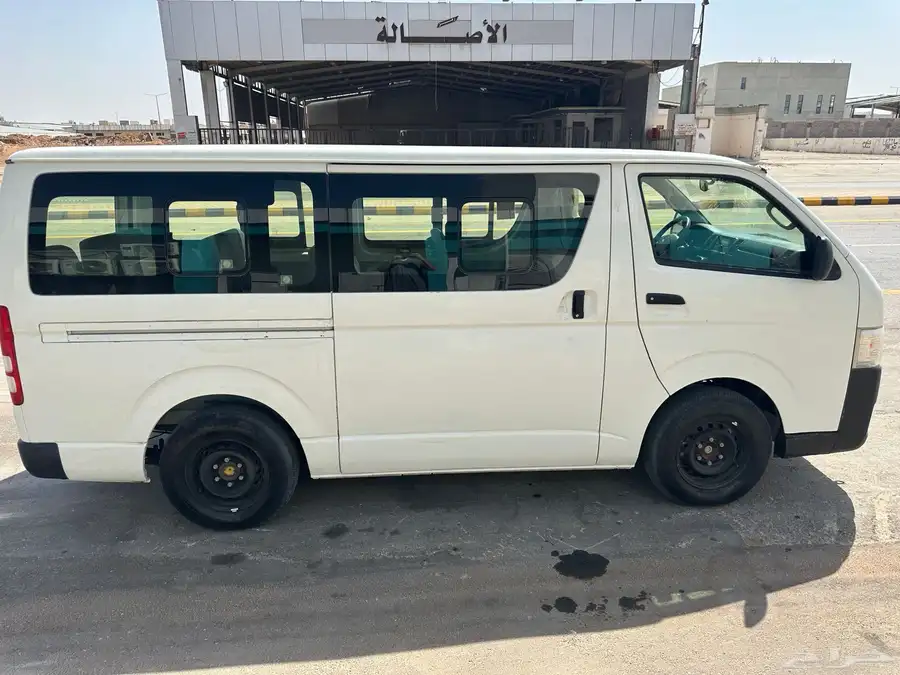 باص تويوتا 1