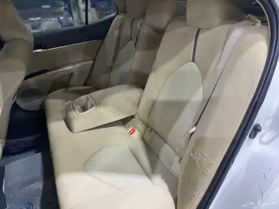 تايوتا كامري استاندر 2024 8