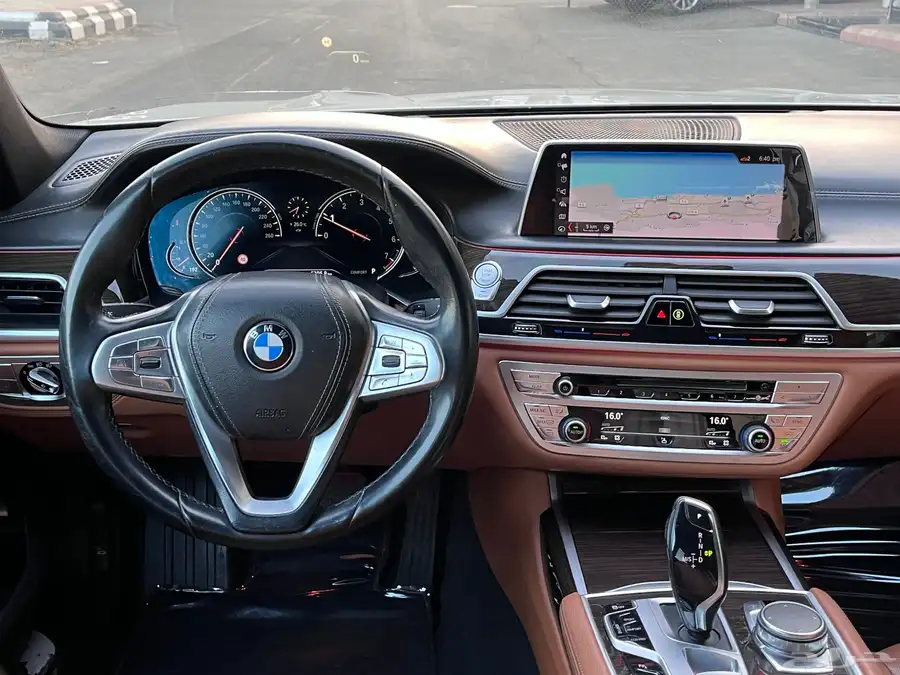 بي ام دبليو Li 730 2019 - ناغي 9
