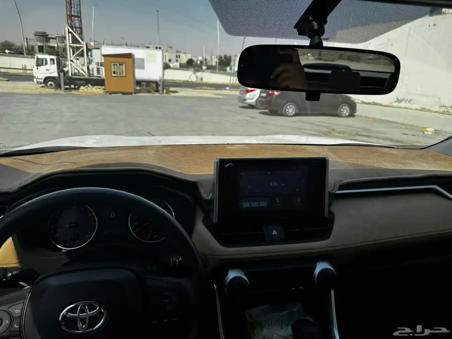 تايوتا راف فور 2023 نظيف جدا جدا 24
