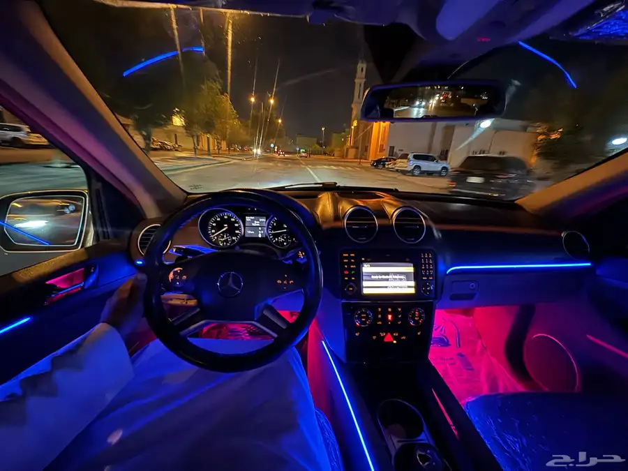 مرسيدس جيب GL450 class فل كامل بحالة الوكالة للبيع بسعر مغر 74