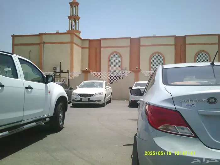 تبغا تجرب شعور التصوير القديم هذي الكاميرا لك مع اغراضها 11