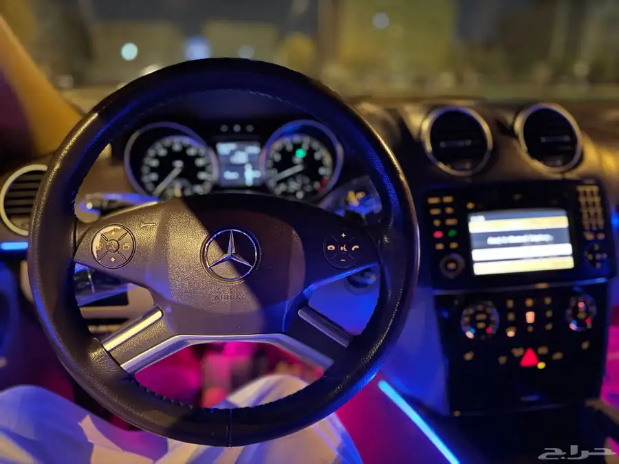 مرسيدس جيب GL450 class فل كامل بحالة الوكالة للبيع بسعر مغر 55