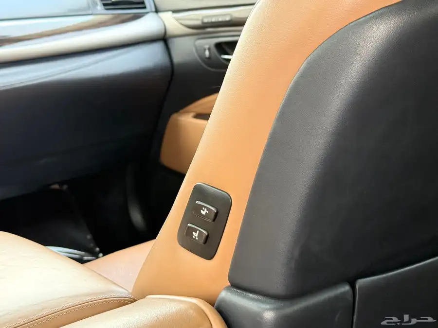 لكزس LS460 موديل 2013 34