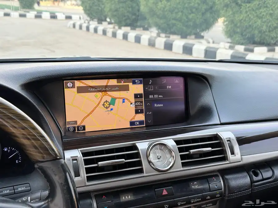 لكزس LS460 موديل 2013 12