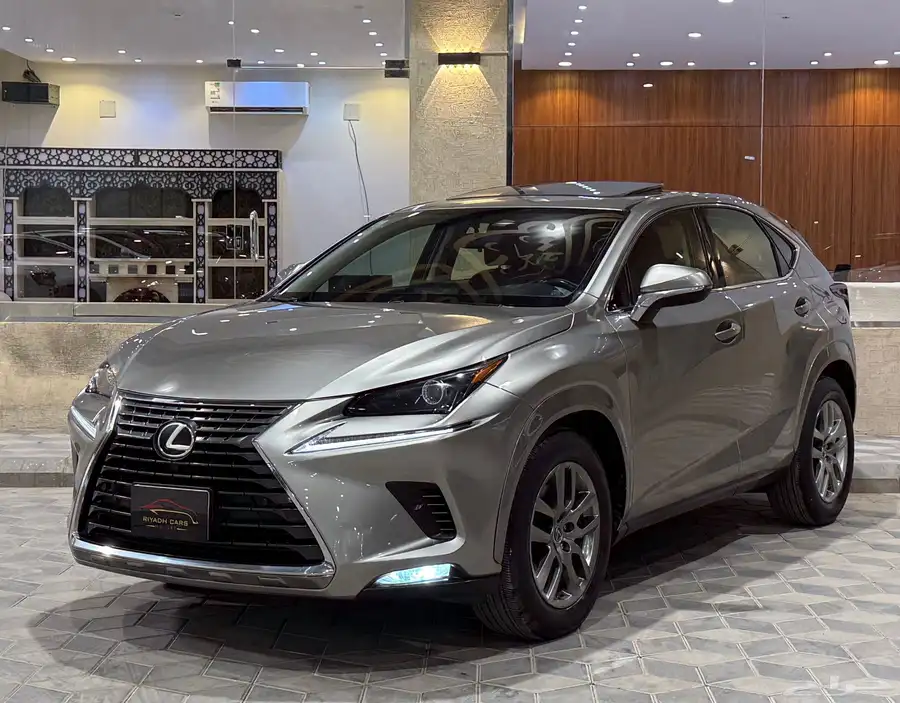 لكزس 2020 NX 300 فل كامل (بحالة ممتازة) 0