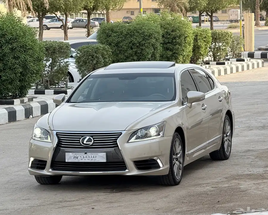 لكزس LS460 موديل 2013 2