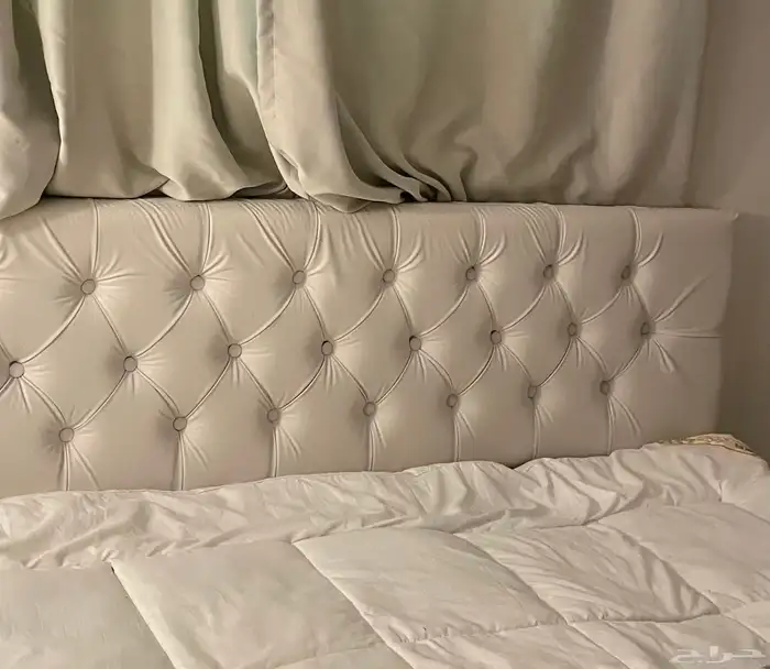 سرير زوجي مع مرتبه 3