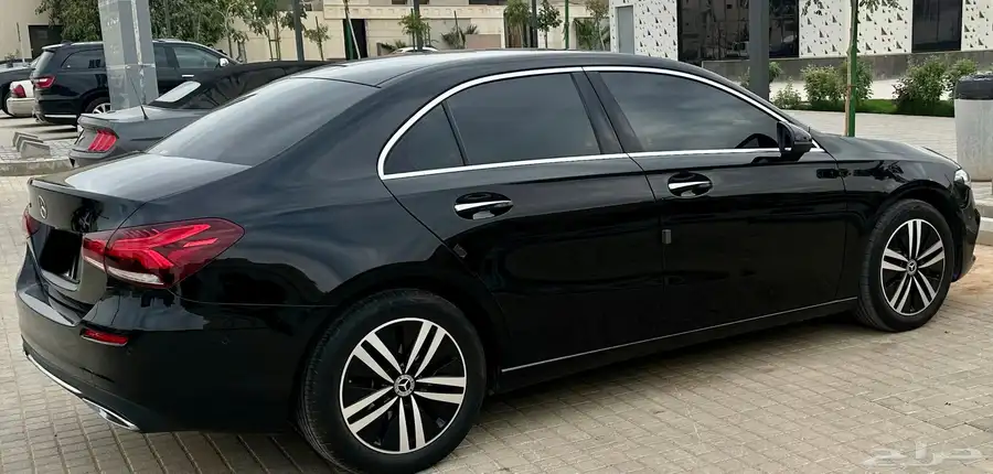 A 220 فل بدون حوادث 13