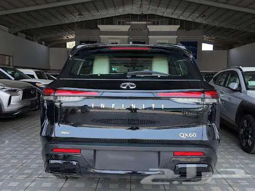 انفنينتي QX60 فئات لاكجيري و سينسوري 8
