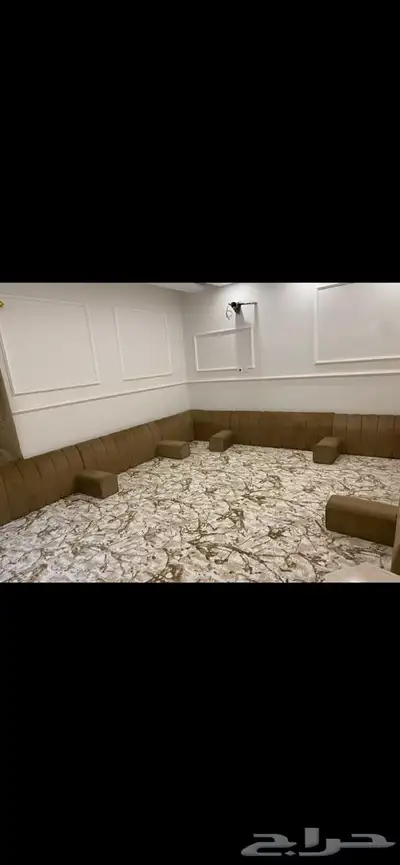للبيع شقة أرضية مميزة دبلوكسية في الدمام 3