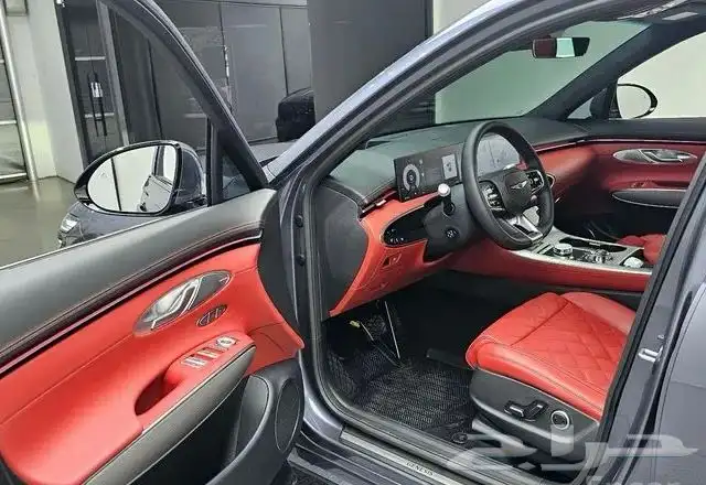 جينيسس GV70 2025 فل كامل سبورت بكج 10